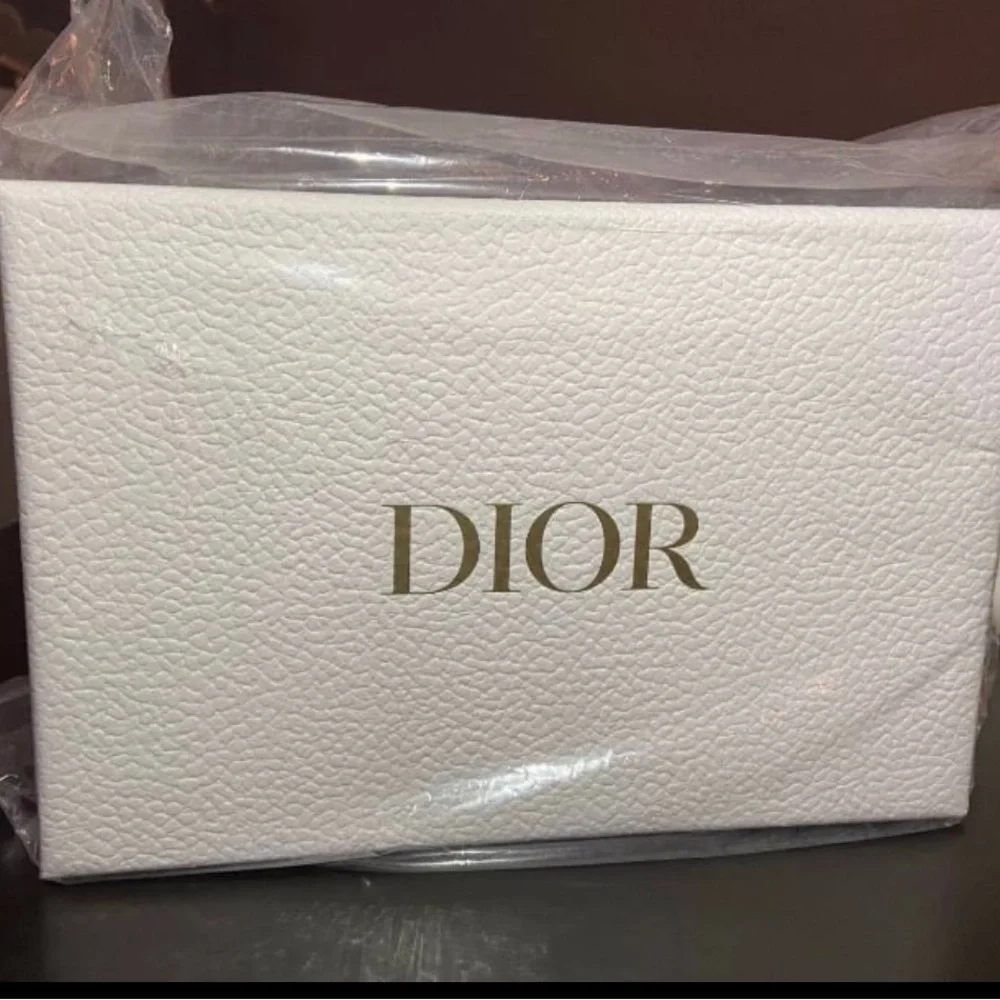 Dior Limited Edition Vanity Mirror Jewelry Box - Picture 2 of 10